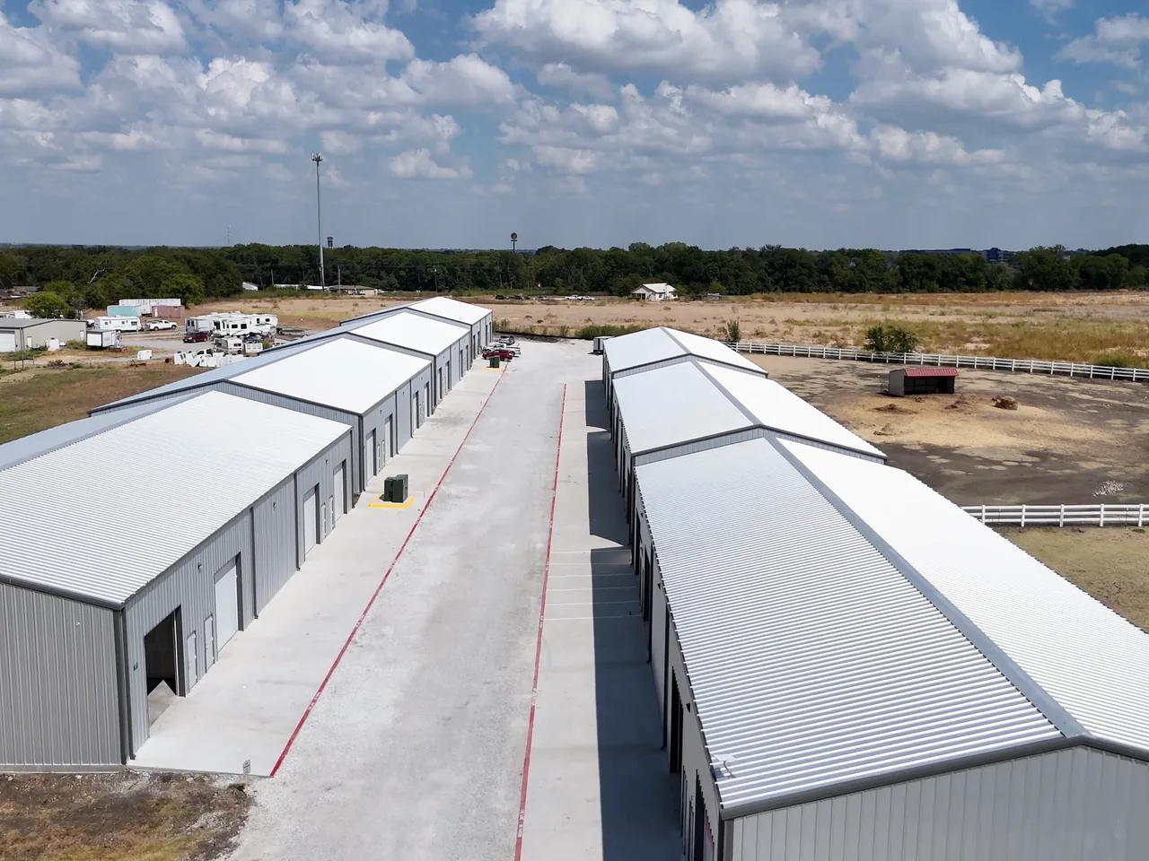 Two rows of bays along a drive aisle at United Flex Melissa